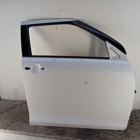 Porte avant droit SUZUKI SWIFT 4 Photo n°1