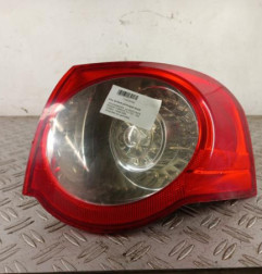 Feu arriere principal droit (feux) VOLKSWAGEN PASSAT 5 Photo n°1
