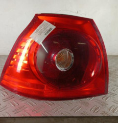 Feu arriere principal gauche (feux) VOLKSWAGEN GOLF 5 Photo n°1