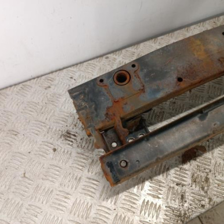 Renfort pare choc avant (traverse) TOYOTA RAV4 3