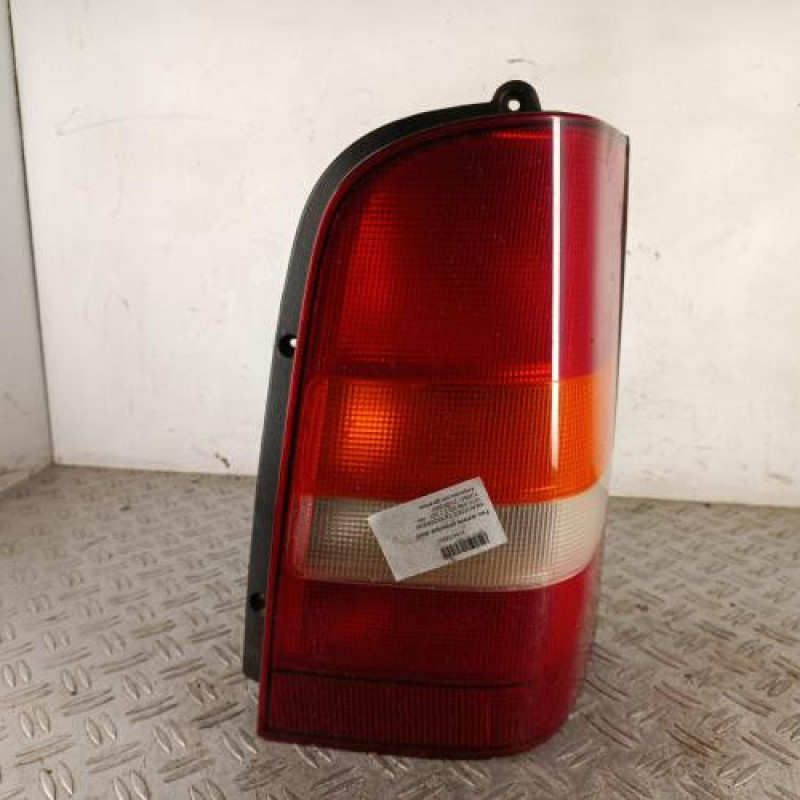 Feu arriere principal droit (feux) MERCEDES VITO 638