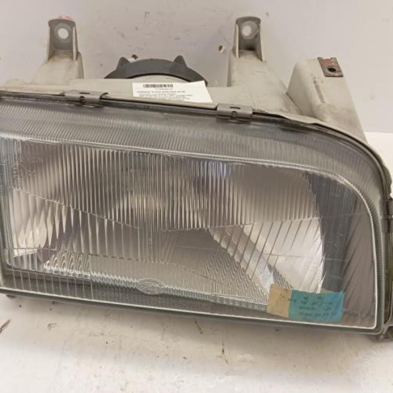 Optique avant principal droit (feux)(phare) VOLVO 460