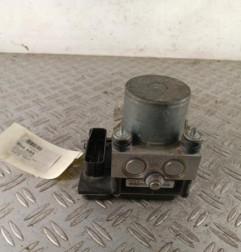 Bloc ABS (freins anti-blocage) OPEL MERIVA B Photo n°3