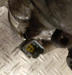 Compresseur clim MERCEDES CITAN 1 415 Photo n°3