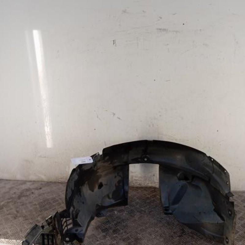 Pare boue avant gauche DACIA SANDERO 2