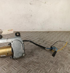 Moteur essuie glace arriere PEUGEOT 205