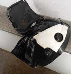 Pare boue avant droit RENAULT MEGANE 3 Photo n°1