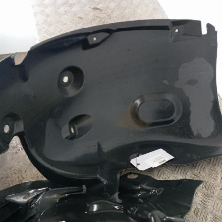 Pare boue avant droit RENAULT MEGANE 3
