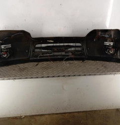 Pare choc avant MITSUBISHI PAJERO 3 Photo n°6