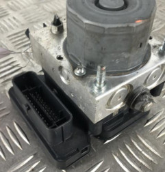Bloc ABS (freins anti-blocage) OPEL CORSA E