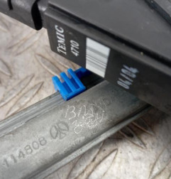 Leve vitre electrique avant droit RENAULT LAGUNA 2 Photo n°4