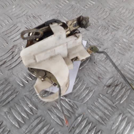 Serrure avant droit OPEL CORSA B