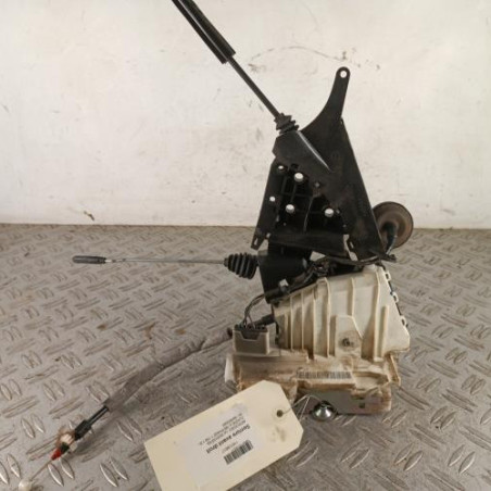 Serrure avant droit MERCEDES CLASSE A 169 Photo n°1