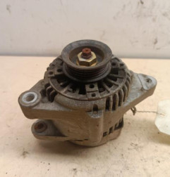 Alternateur TOYOTA YARIS 1 Photo n°1