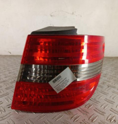 Feu arriere principal droit (feux) MERCEDES CLASSE B 245 Photo n°1