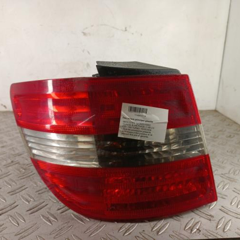 Feu arriere principal gauche (feux) MERCEDES CLASSE B 245