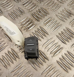 Interrupteur de leve vitre avant gauche DACIA SANDERO 2 Photo n°1