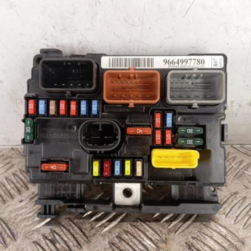 Boitier servitude moteur (BSM) CITROEN C3 PICASSO Boitier servitude moteur (BSM) CITROEN C3 PICASSO