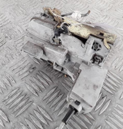 Serrure avant gauche PEUGEOT 307