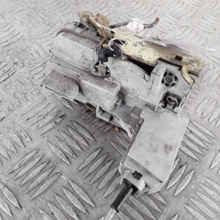 Serrure avant gauche PEUGEOT 307