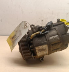 Compresseur clim NISSAN NV400 Photo n°1