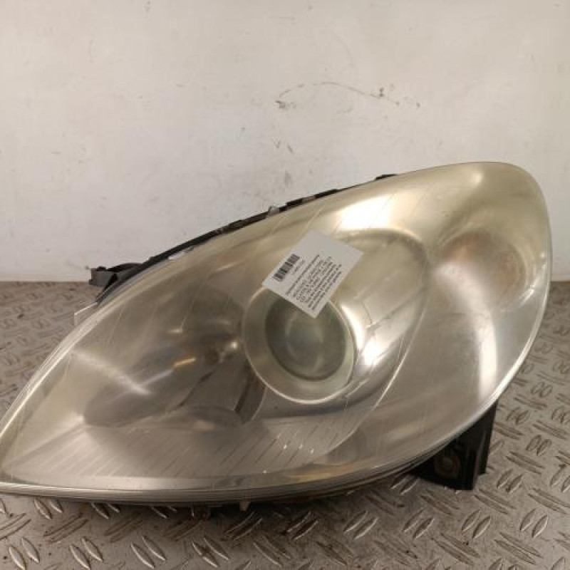 Optique avant principal gauche (feux)(phare) MERCEDES CLASSE B 245