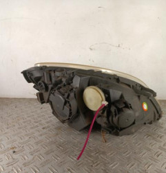 Optique avant principal gauche (feux)(phare) MERCEDES CLASSE B 245