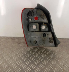 Feu arriere principal droit (feux) MAZDA 323 6 Photo n°3