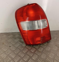 Feu arriere principal gauche (feux) MAZDA 323 6 Photo n°1