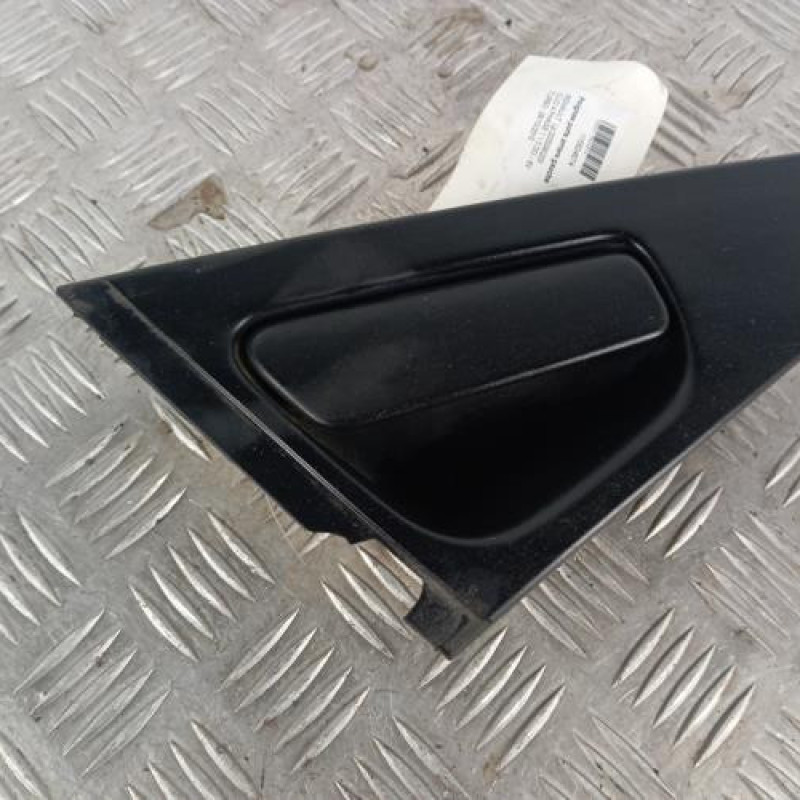 Poignee porte arriere gauche RENAULT CLIO 4