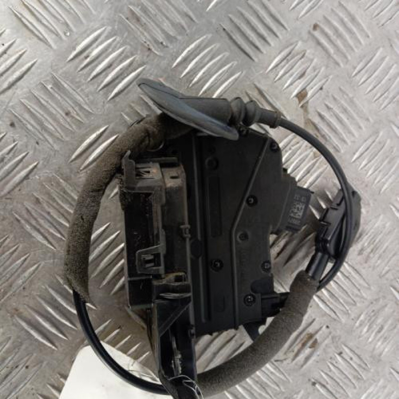 Serrure avant droit RENAULT CLIO 4