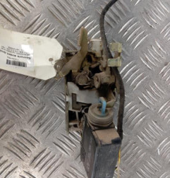 Serrure avant droit MERCEDES VITO 638