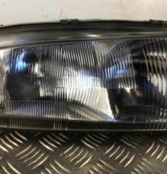 Optique avant principal droit (feux)(phare) FORD FIESTA 4 Photo n°1