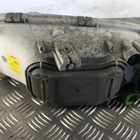 Optique avant principal droit (feux)(phare) FORD FIESTA 4