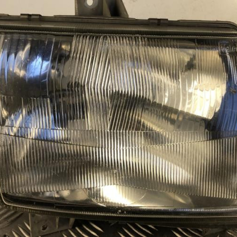 Optique avant principal droit (feux)(phare) MERCEDES VITO 638