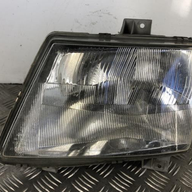 Optique avant principal gauche (feux)(phare) MERCEDES VITO 638