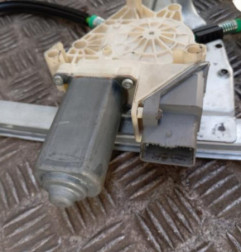 Leve vitre electrique avant gauche PEUGEOT 607 Photo n°4