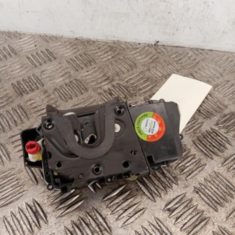 Serrure arriere droit PEUGEOT 607