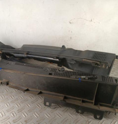 Baie de pare brise MAZDA CX3 Photo n°1