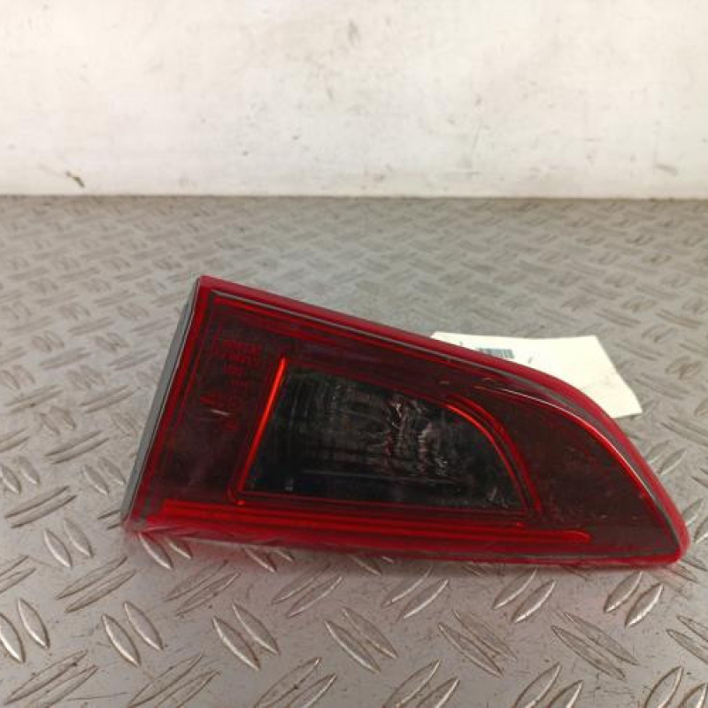 Feu arriere secondaire droit (feux) MAZDA CX3