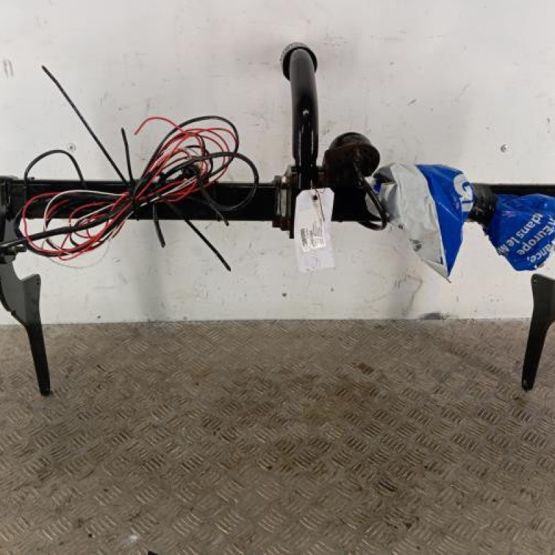 Attelage (boule de remorquage) RENAULT CLIO 4