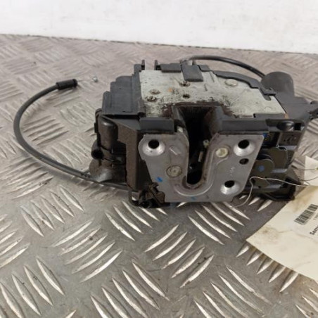 Serrure avant gauche RENAULT MEGANE 3