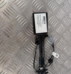 Attache ceinture avant gauche RENAULT CLIO 5 Photo n°1