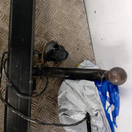 Attelage (boule de remorquage) PEUGEOT 308 2 SW