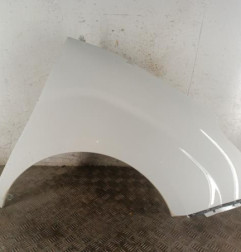 Aile avant droit OPEL COMBO D Photo n°1