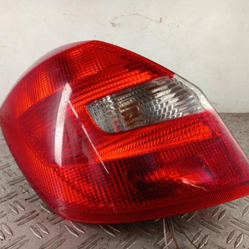 Feu arriere principal gauche (feux) SKODA FABIA 2