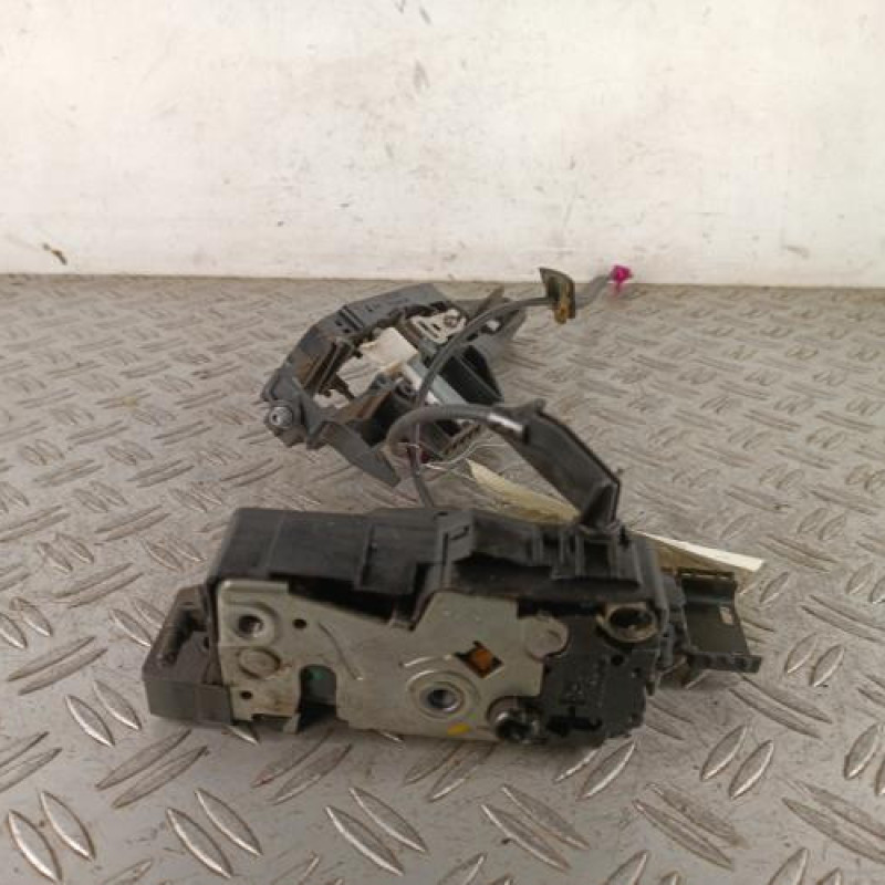 Serrure arriere droit CITROEN C3 PICASSO Serrure arriere droit CITROEN C3 PICASSO