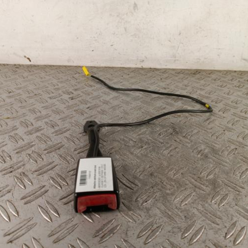 Attache ceinture avant droit MERCEDES CLASSE C 203