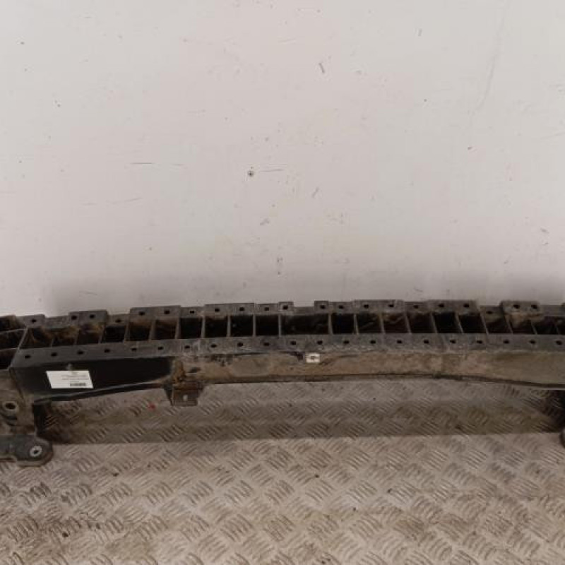 Renfort pare choc arriere (traverse) SUZUKI SWIFT 4