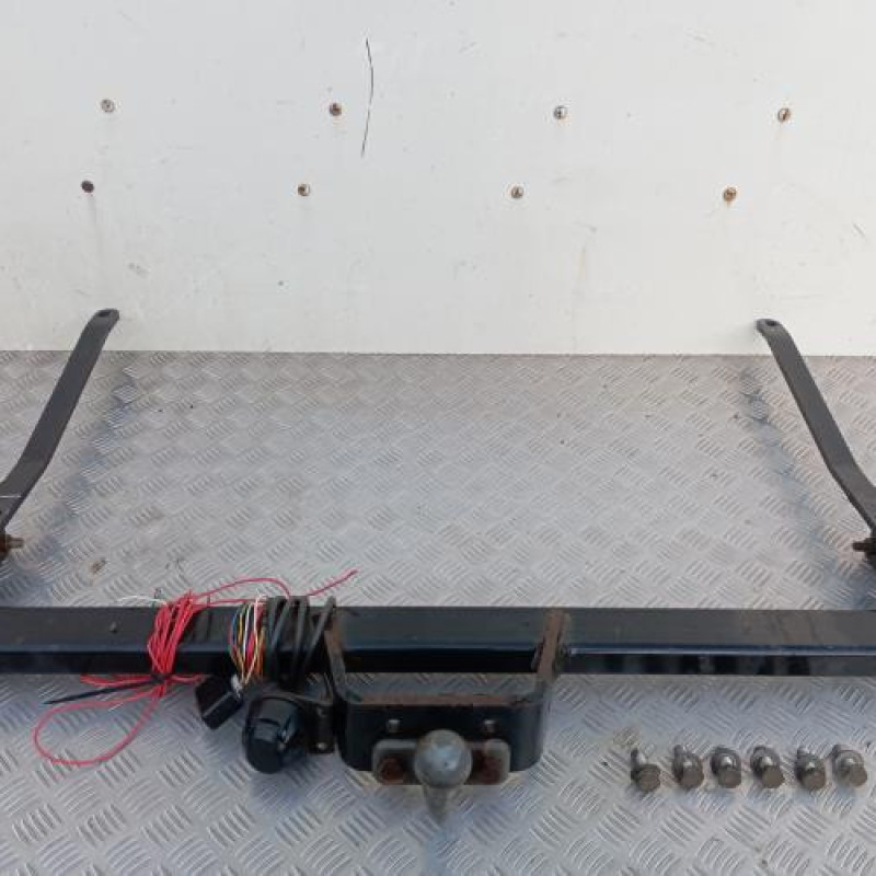 Attelage (boule de remorquage) OPEL VIVARO 2